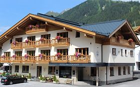Hotel Gloeckner Und Hotel Residenz Gloeckner